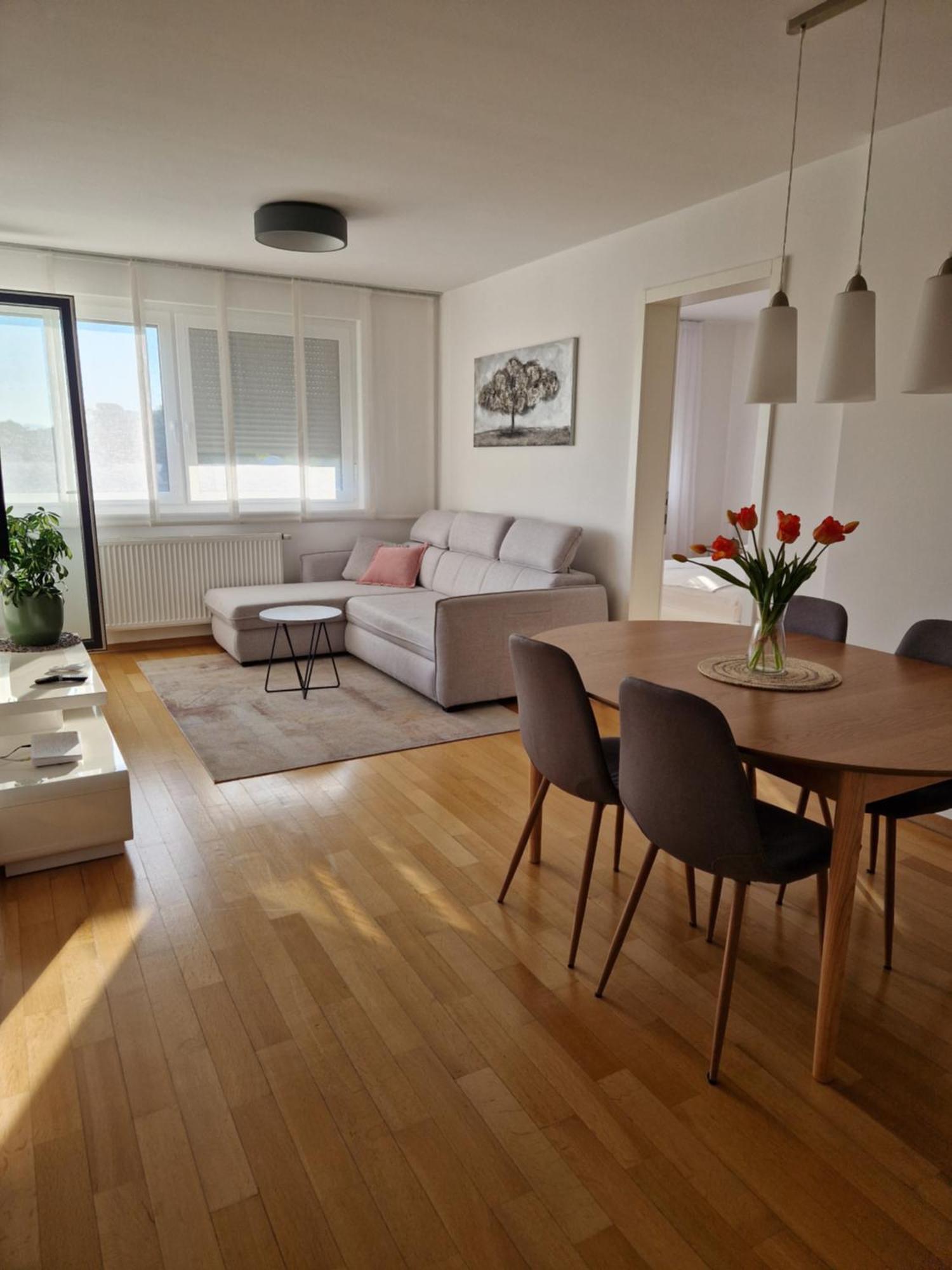 Apartman Malmar One Zagabria Esterno foto
