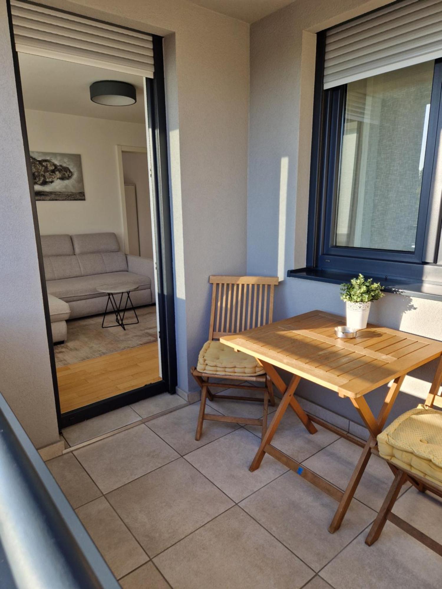 Apartman Malmar One Zagabria Esterno foto