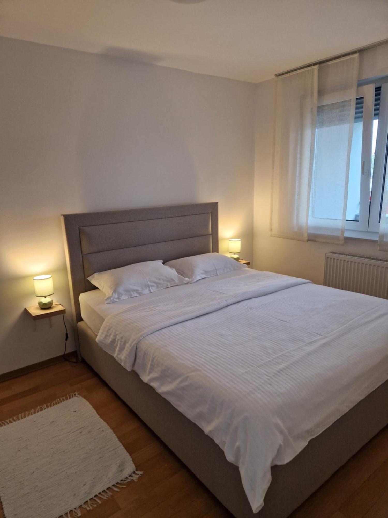 Apartman Malmar One Zagabria Esterno foto